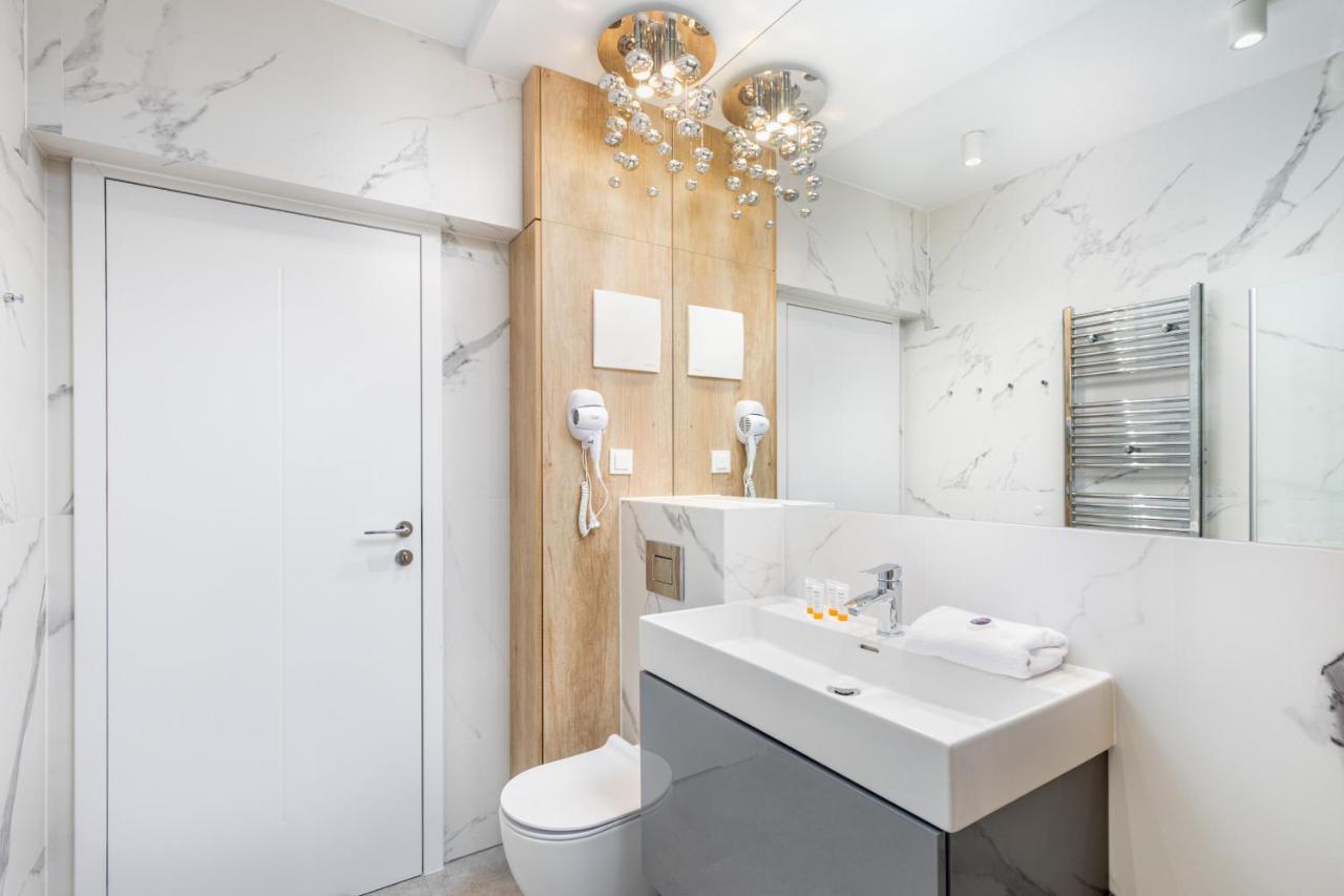 Apartamenty Balticus By Noclegi Renters Miedzyzdroje Bagian luar foto
